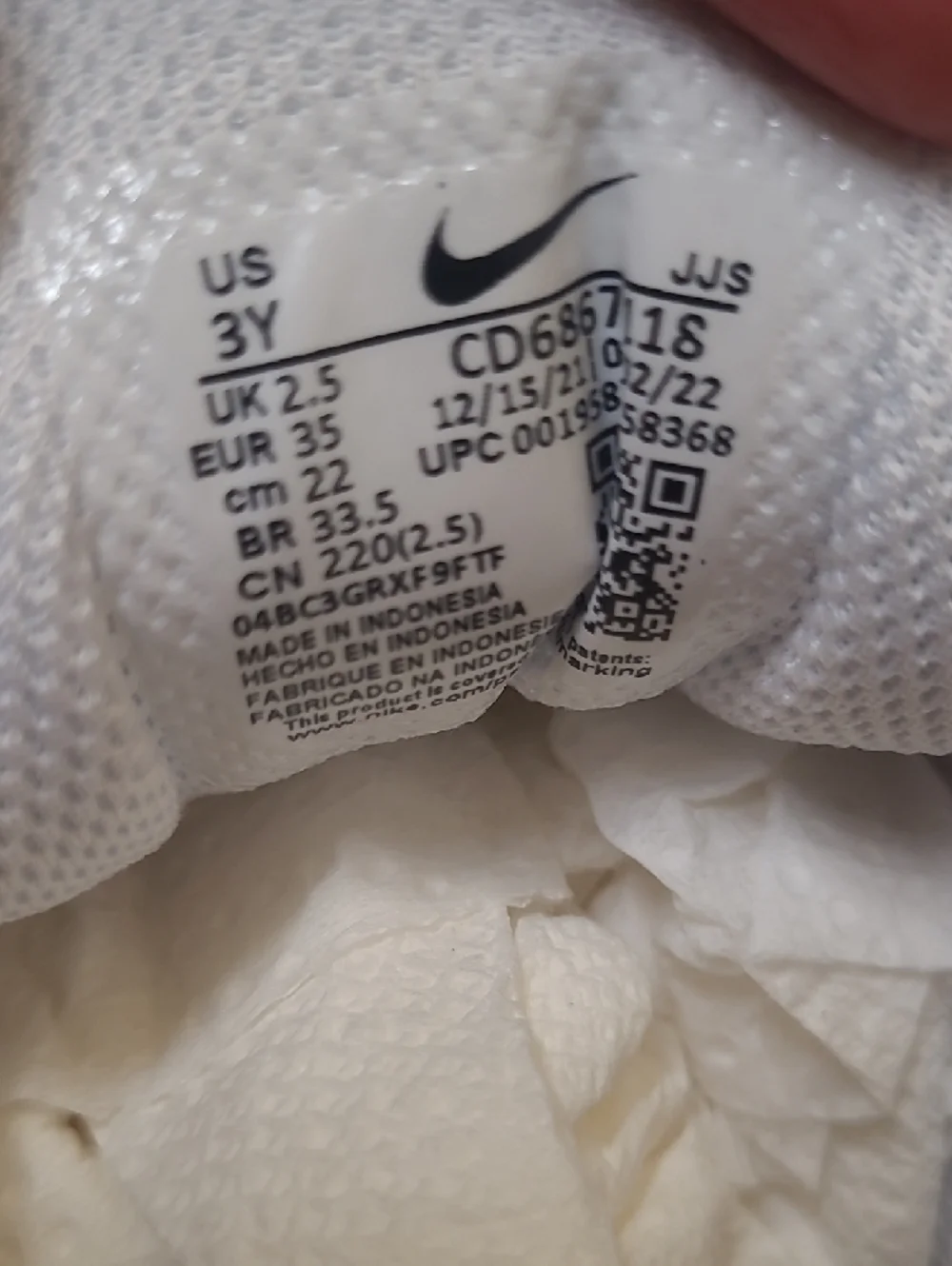 Nike Kids White and Blue Low-Top Sneakers‎